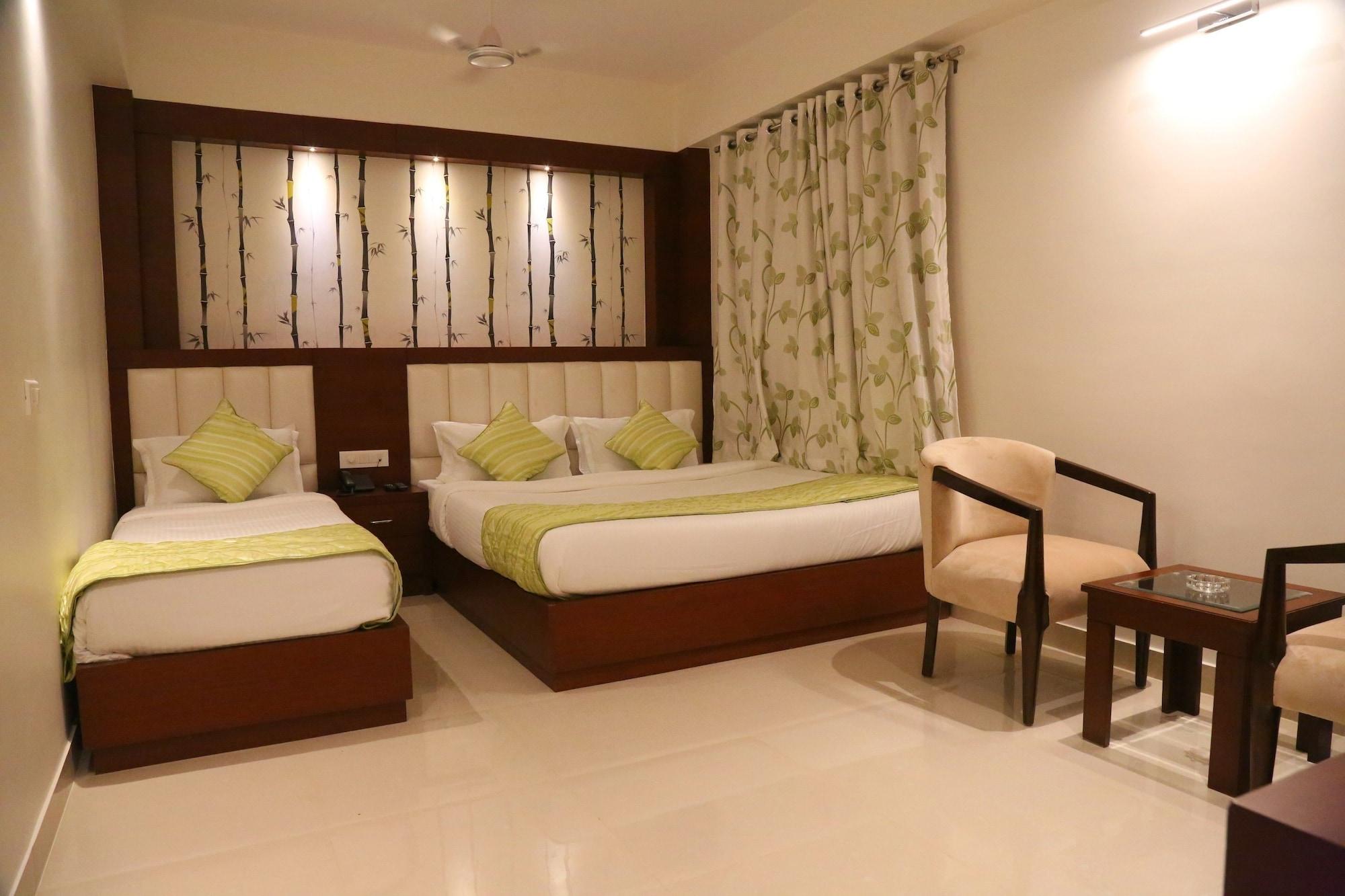 Hotel Varanasi Inn Bagian luar foto