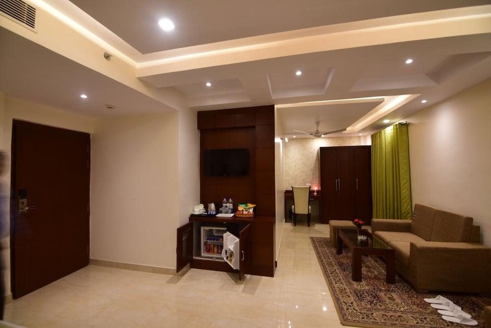 Hotel Varanasi Inn Bagian luar foto