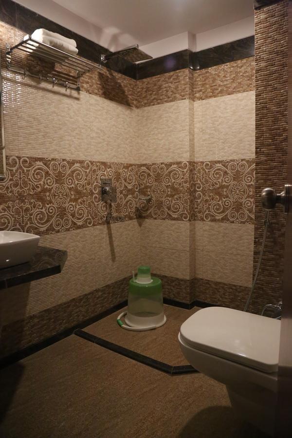 Hotel Varanasi Inn Bagian luar foto